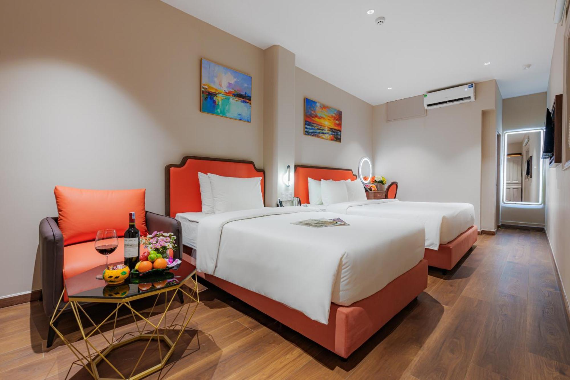 Salute Saigon And Hotel