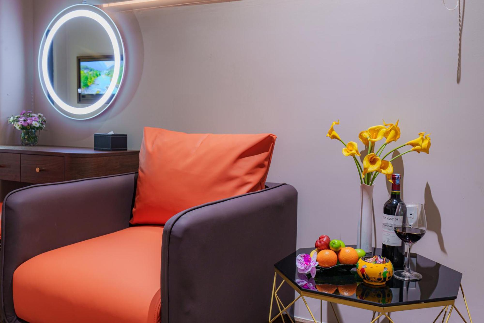 Hotel Salute Saigon And 4*